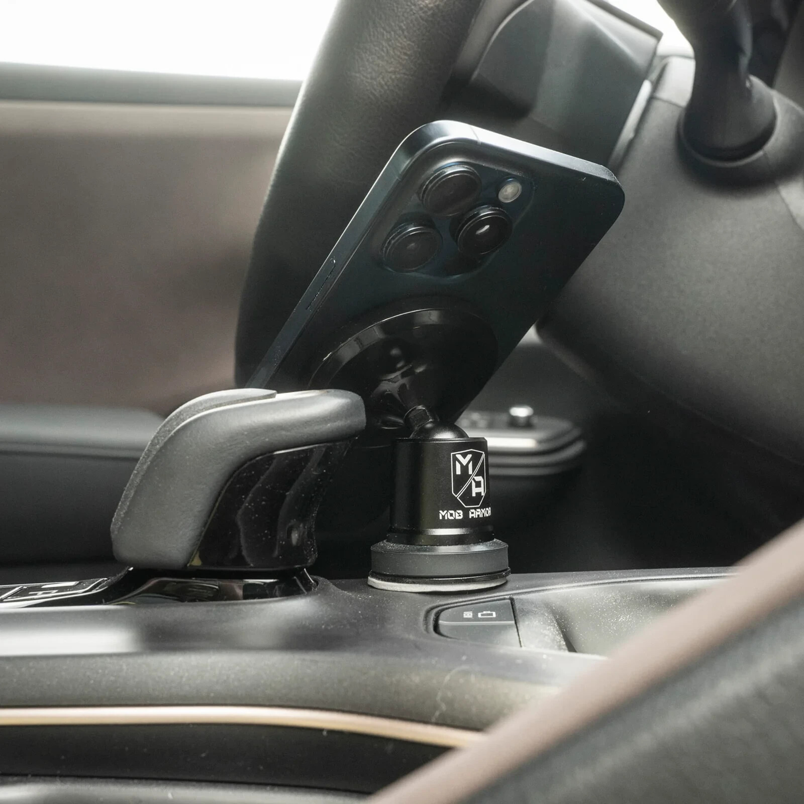 Mob Armor MobNetic MAXX noncharging Magsafe Phone Mount System #MOBN-MX-E-PUR-MS
