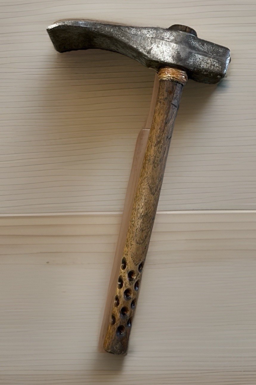VINTAGE KEN TOOL T-11D BEAD BREAKING WEDGE DUCK BILL