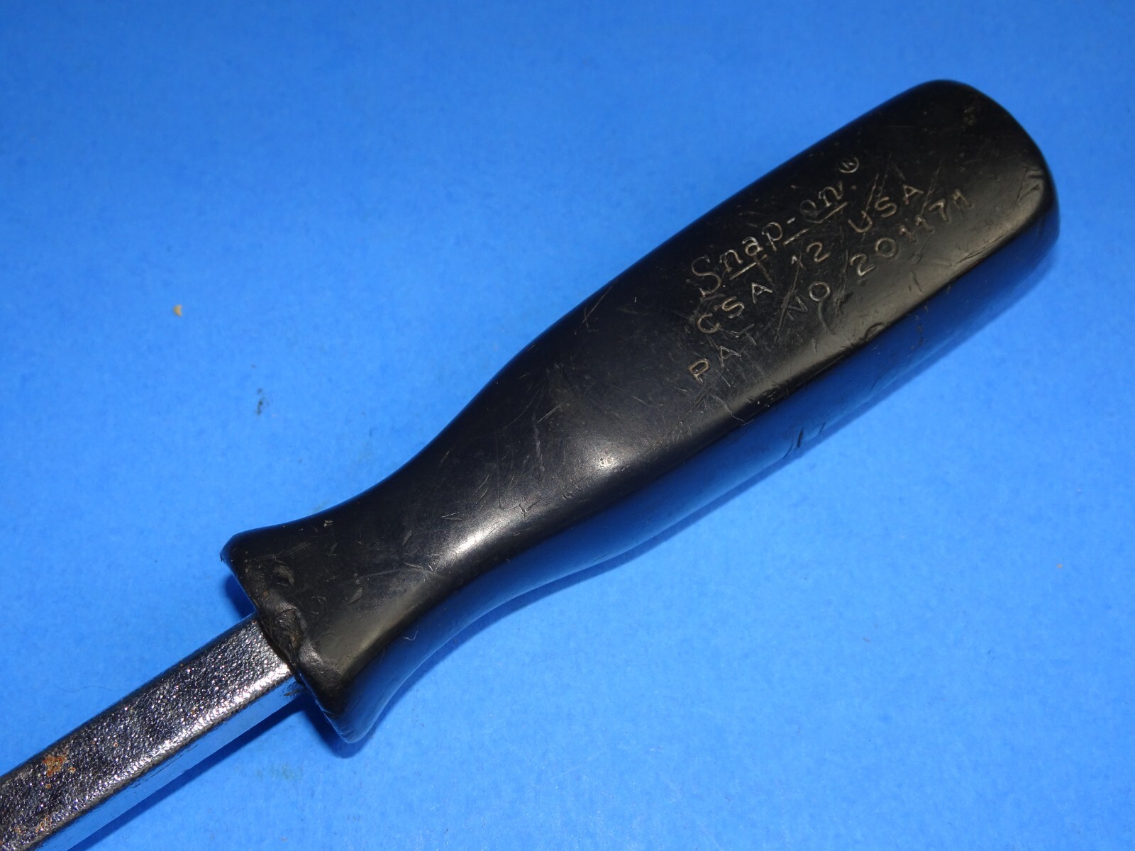 Snap On CSA12 – Black Handle – 7/8″ Tip Carbon Gasket Scraper – 12” Length