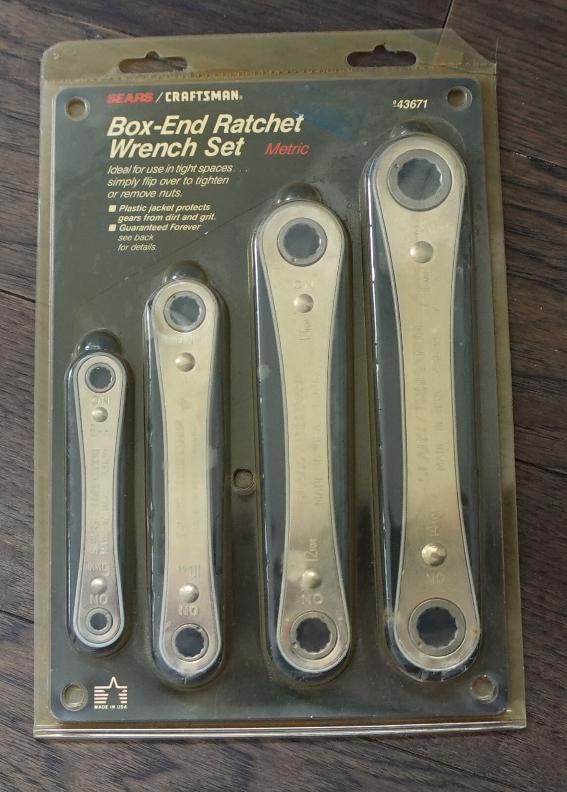 Sealed Vintage 4-pc CRAFTSMAN 943761 box-end ratchet wrench set (Metric)