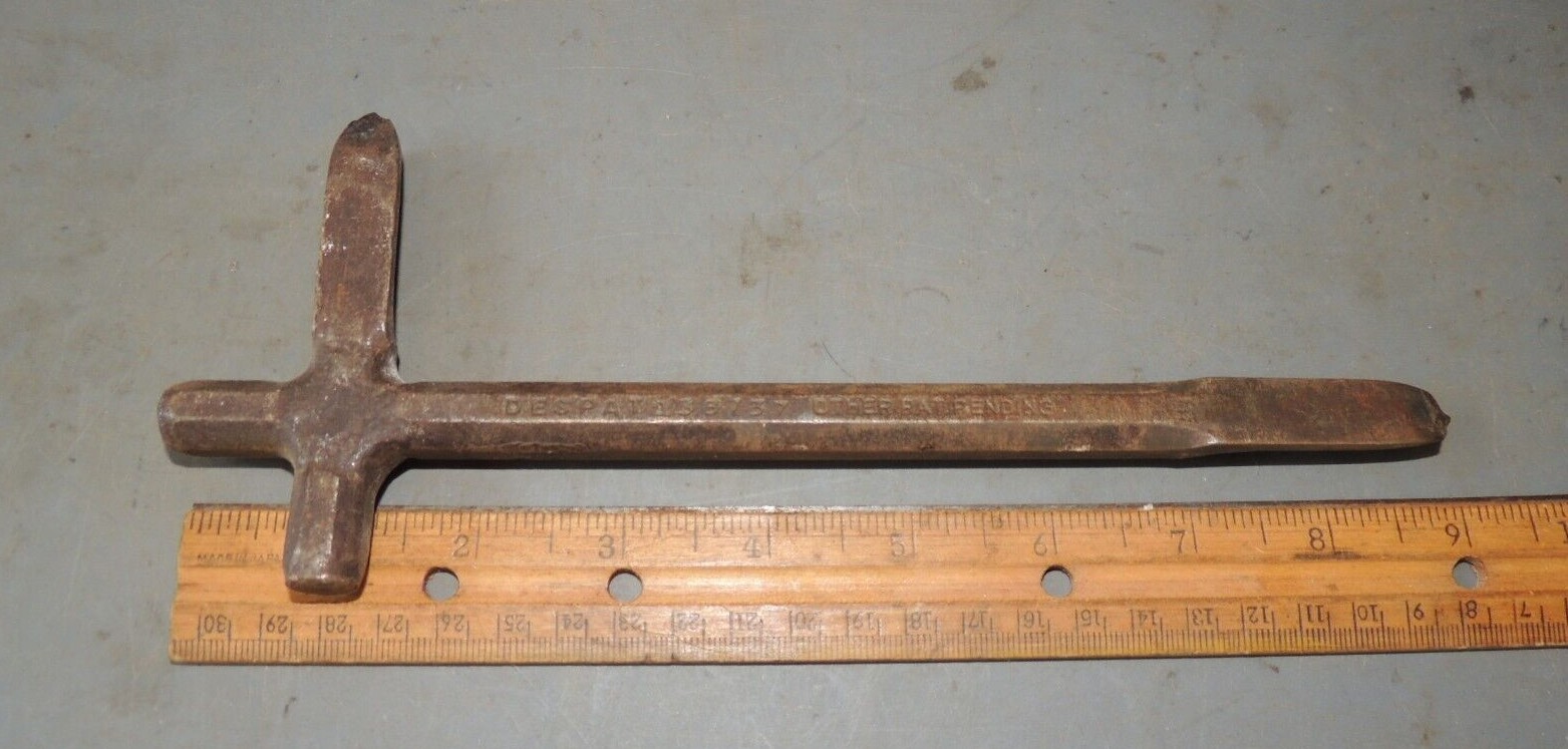 VINTAGE AP MUFFLER REMOVER TOOL No. 8737 DES PAT 138737
