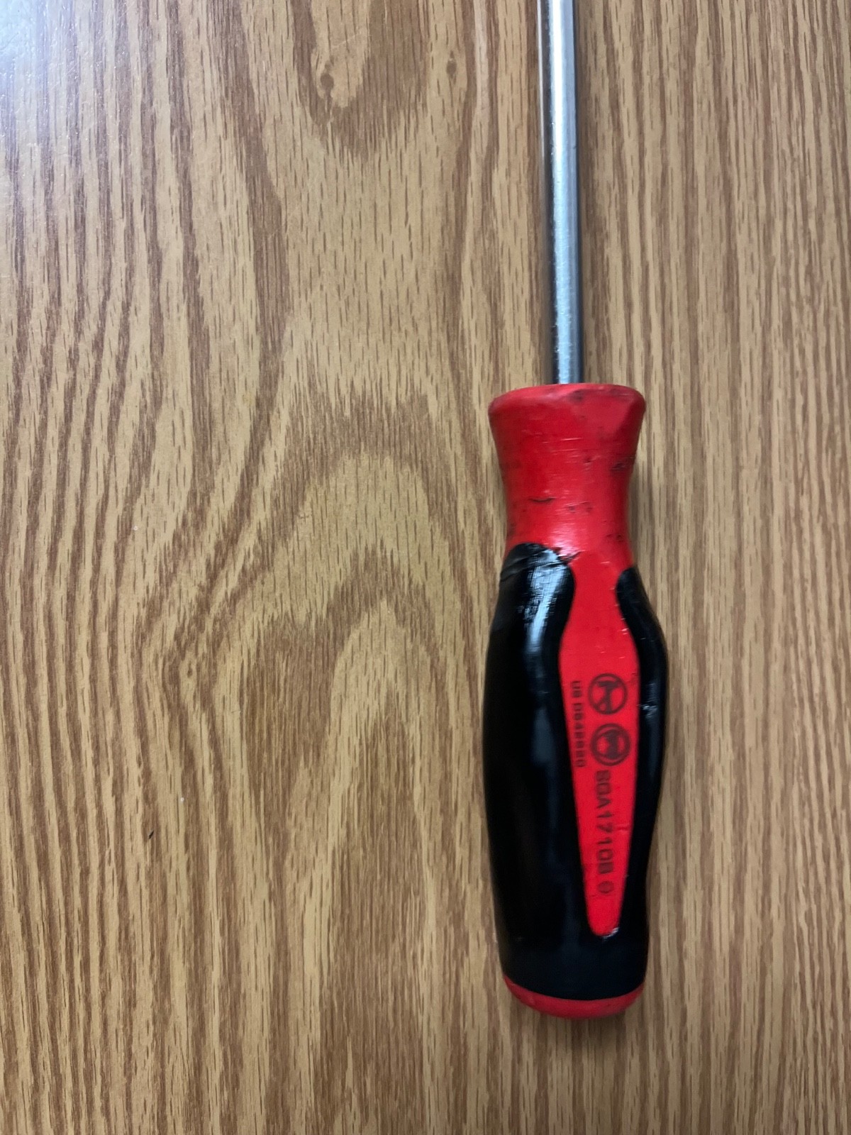 SNAP ON SGA1710B – RED/BLACK COMFORT GRIP HANDLE -16″ LONG – LOC#271