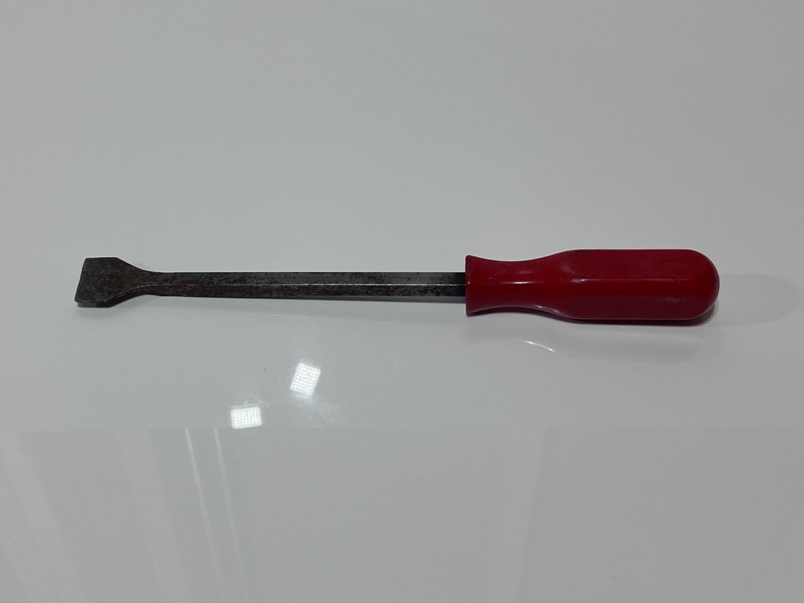 MAC Tools USA SP16A Carbon Gasket Scraper Chisel Tool – Red Hard Handle