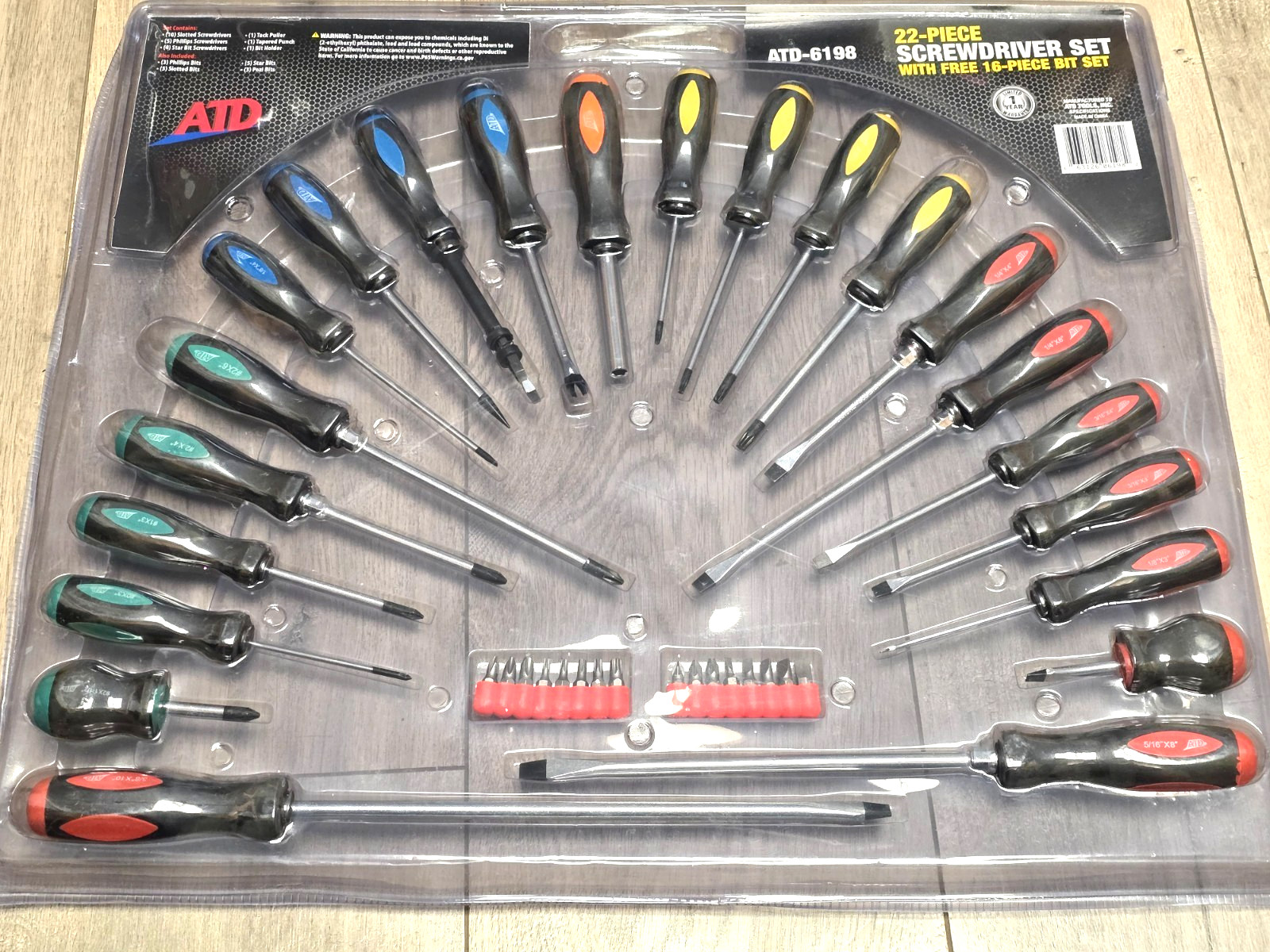 ATD Tools 6198, 22pc Master Soft Grip Screwdriver Set + 16pc 1/4″ Hex Bit Set