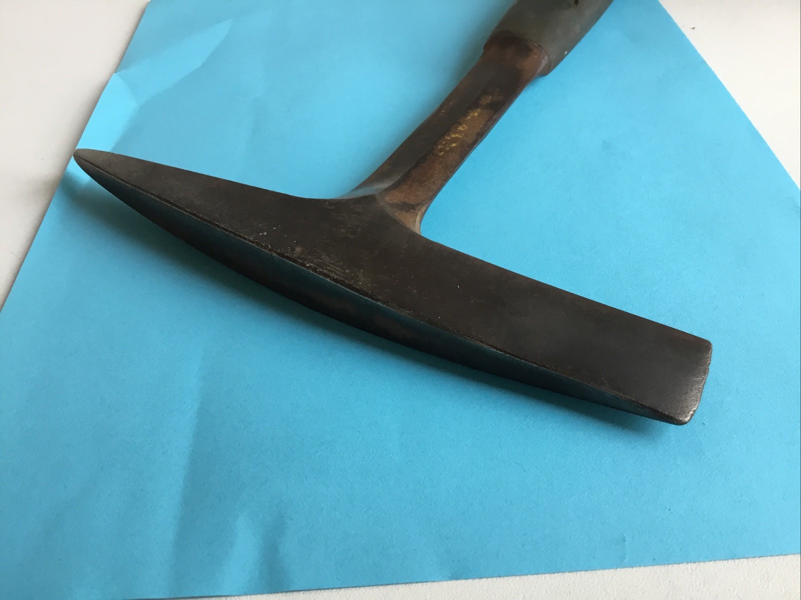 Estwing E3-WC USA Geo Rock Pick Hammer / Welder Slag Chipper Pick Ever grip EUC
