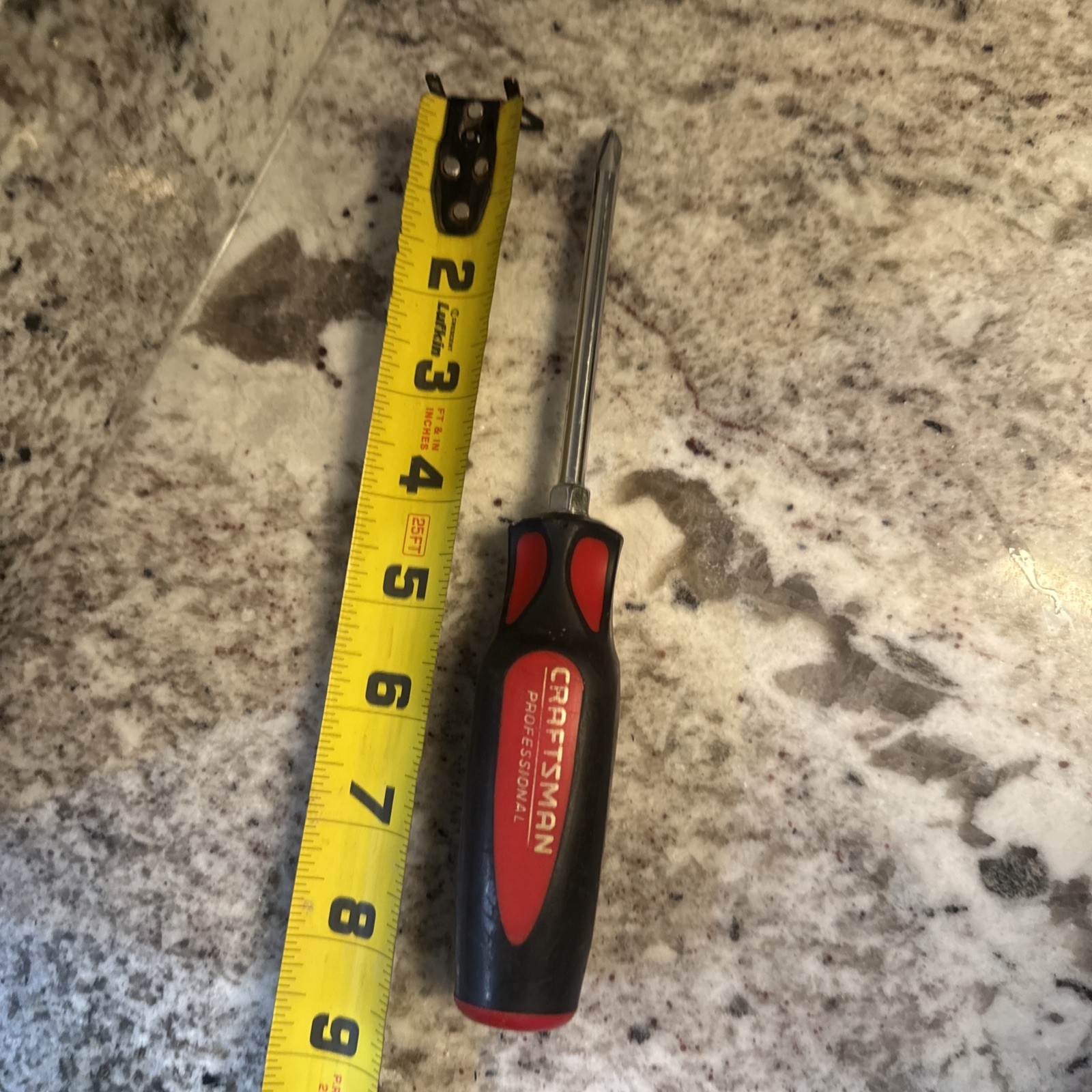 Craftsman Professional Black/Red Handle P2 Phillips Screwdriver No 47186 (N9)