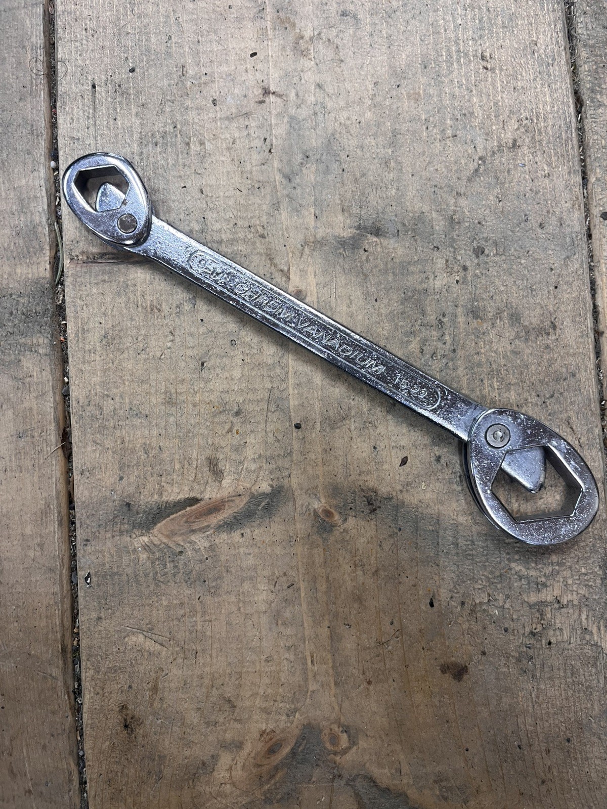 Chrom Vanadium Multi Double Ended 3/8″ – 13/16″ Swivel Head Wrench