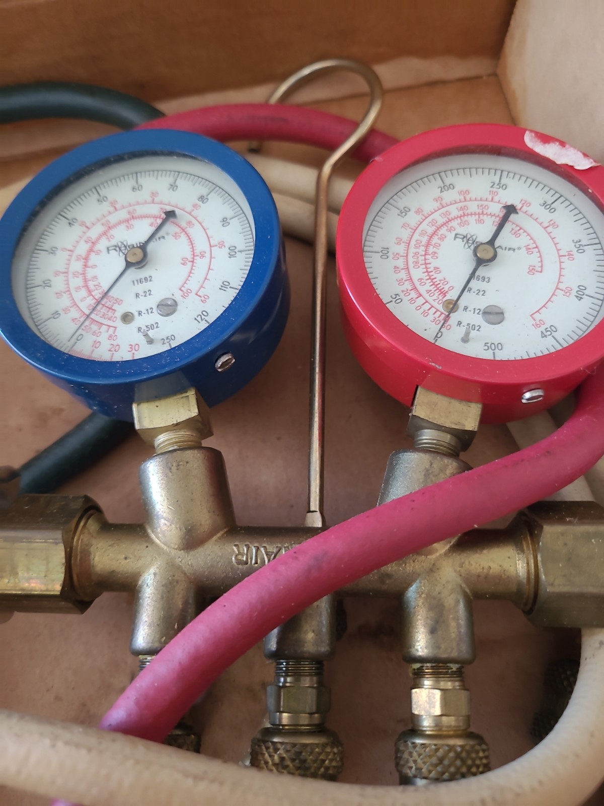 Kent-Moore VINTAGE COMPLETE MANIFOLD GAUGE SET ROBINAIR MANUFACTURING