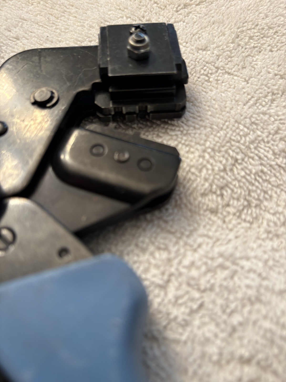 Amp Wire Crimper