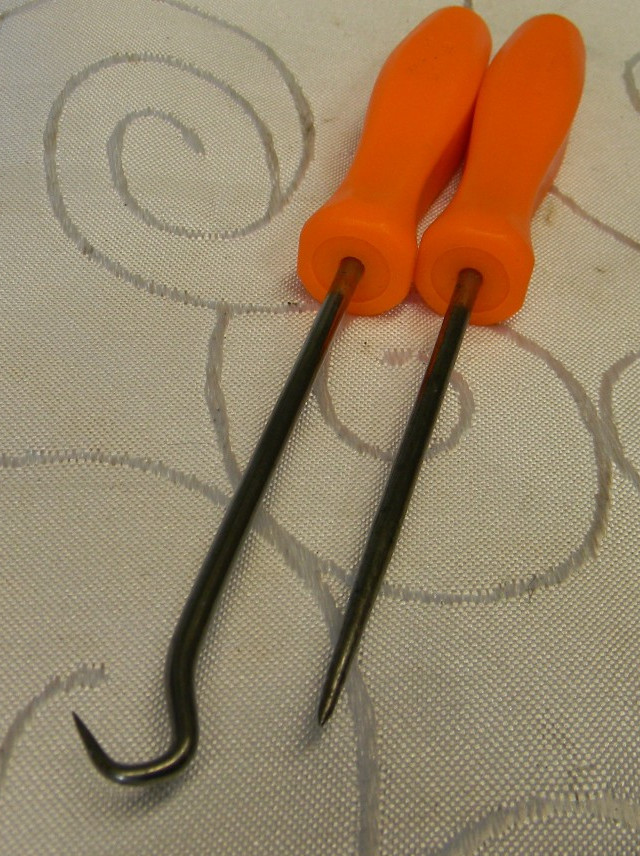 SNAP-ON ORANGE HARD HANDLE MINI HOOK AND AWL SET #3ASHA, 3ASAA