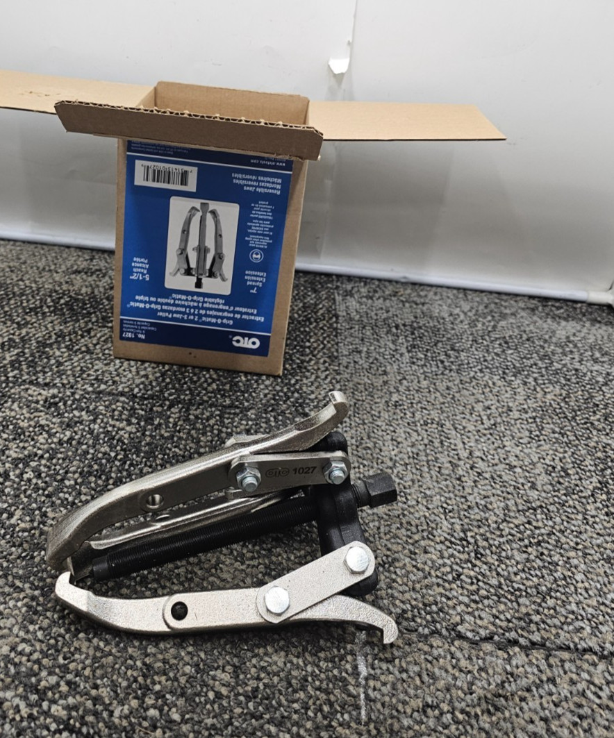 OTC 1027 5-Ton Reversible Jaw Grip-O-Matic Puller