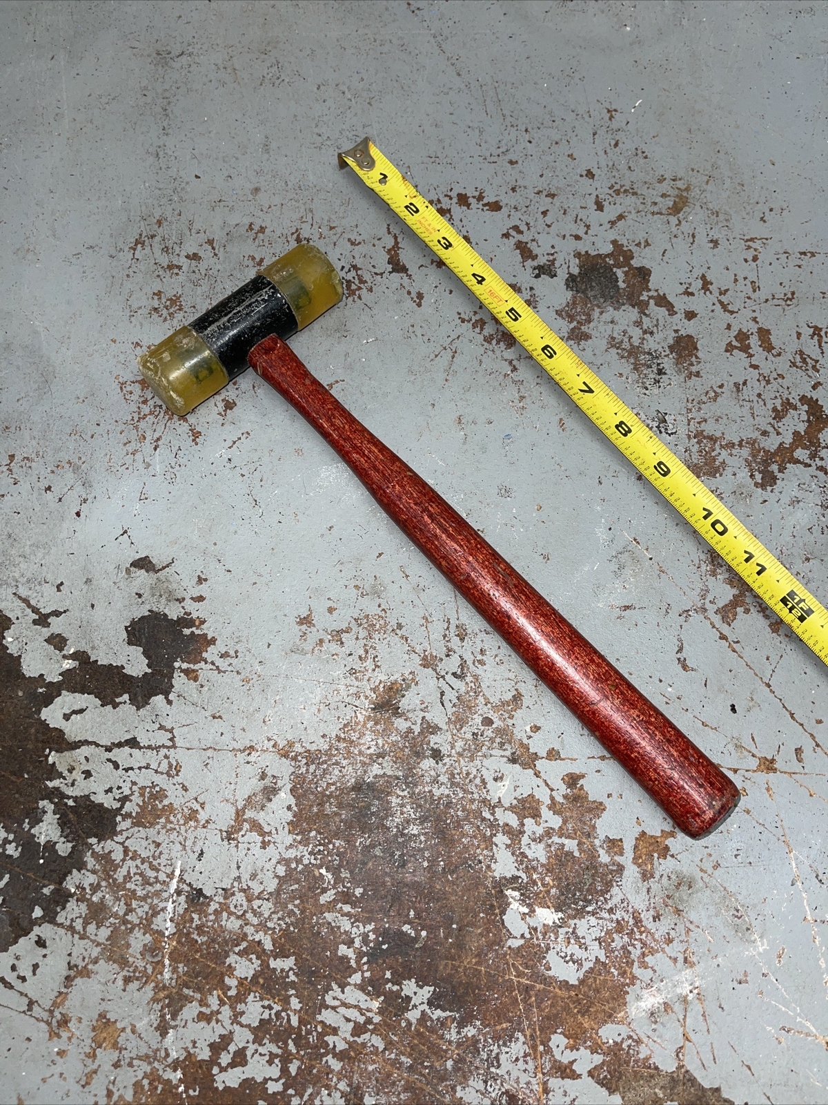 Stanley USA 57 – 594 Soft Blow 8 Ounce Hammer 12″ Long Mallet Rubber Tip