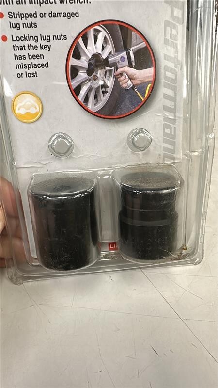 Performance Tool Emergency Lug Nut Removal Set- Black #M980