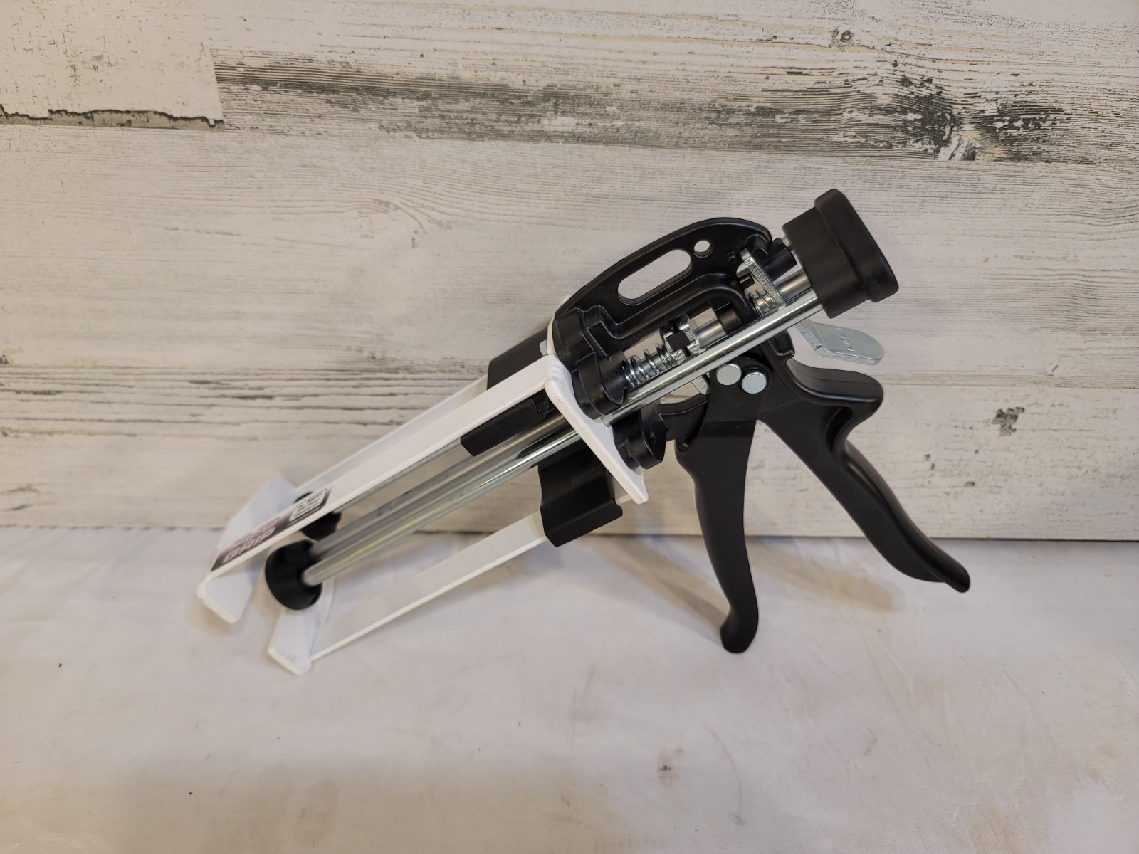 Plio Grip 68017 220ML Manual Dispensing Gun