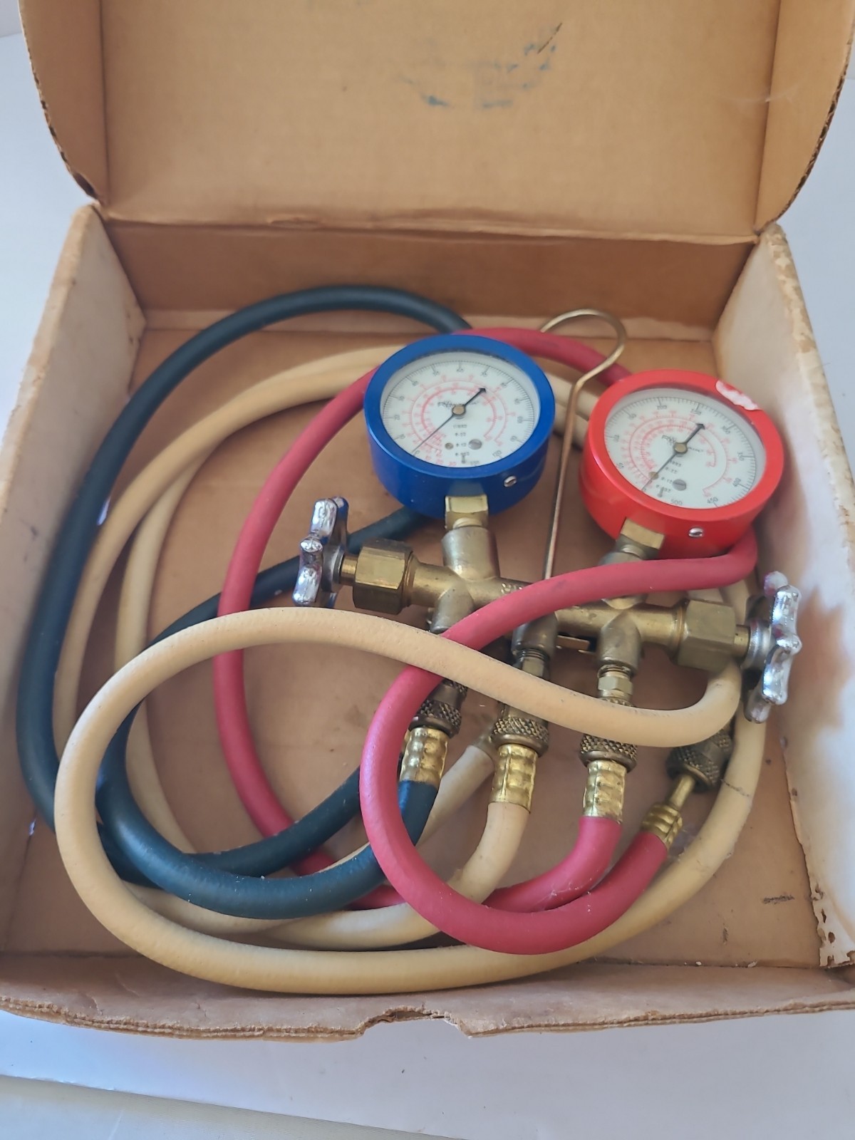Kent-Moore VINTAGE COMPLETE MANIFOLD GAUGE SET ROBINAIR MANUFACTURING