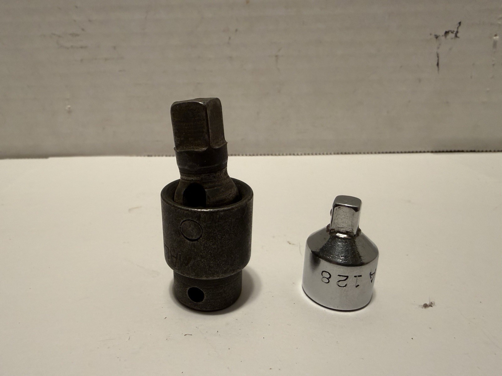 MAC Tools USA 3/8″ Drive Swivel Impact Adapter XUP2B & A128 3/8” To 1/4” Adapter