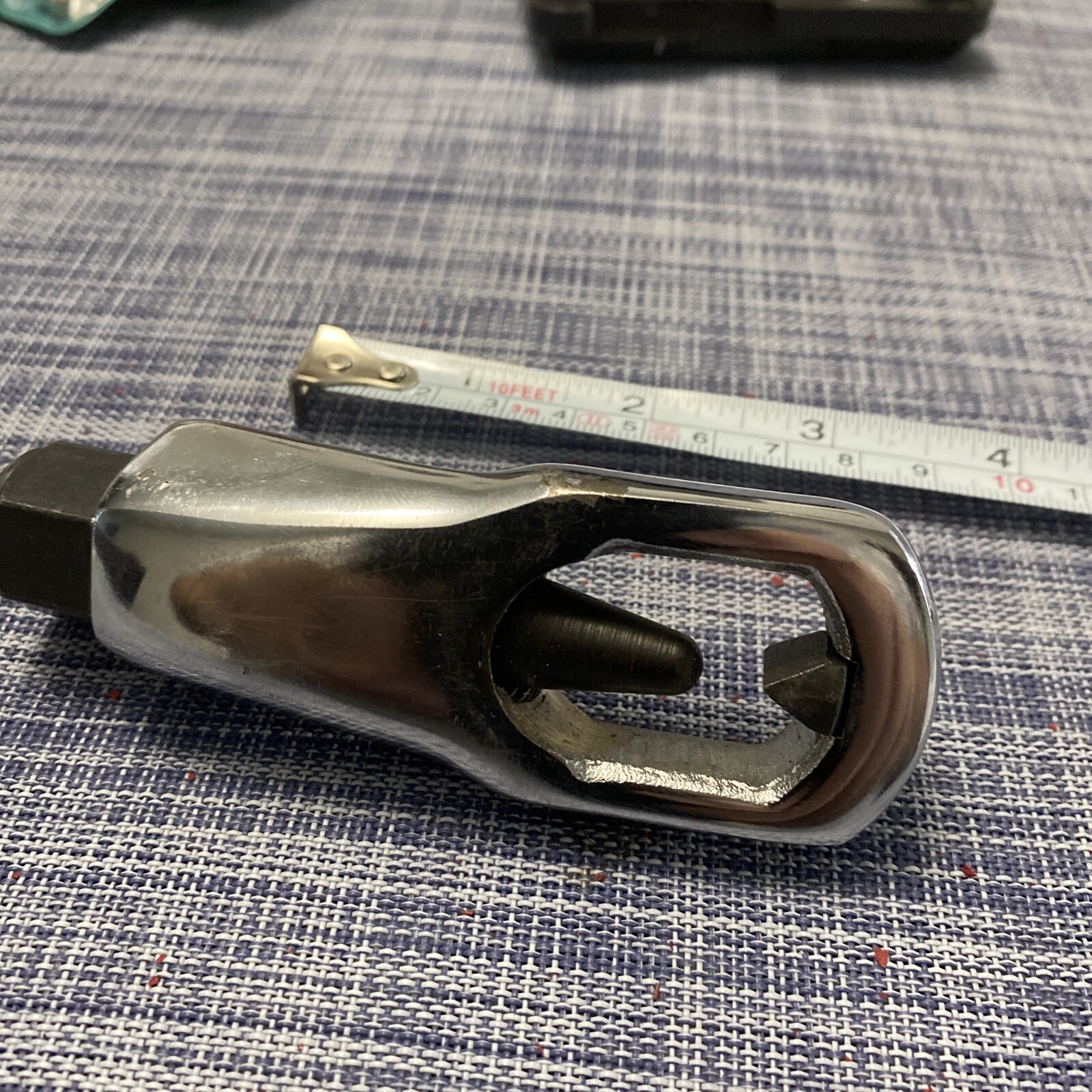 Craftsman Universal Nut Cracker (splits rusted nuts), USA – Part # 4772 Unopened