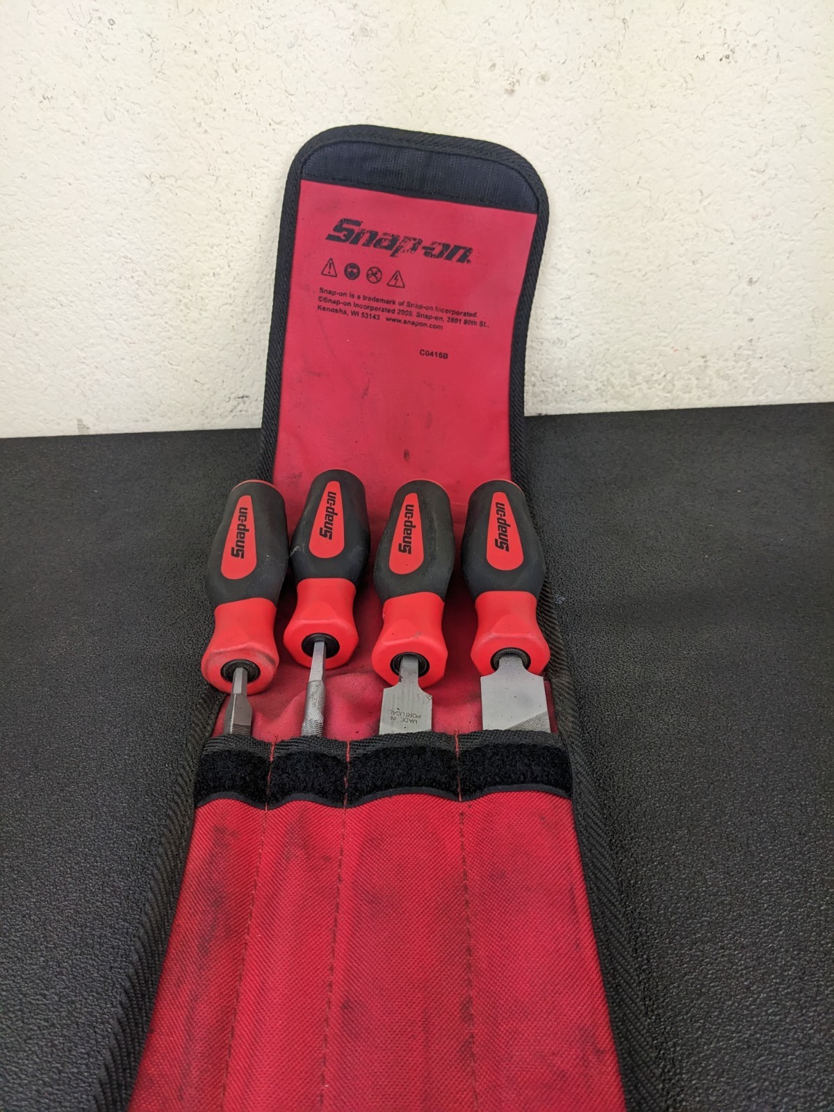 #bo843 Snap-on SGHBF500A 4pc Red Instinct Soft Grip Handle Mixed File Set