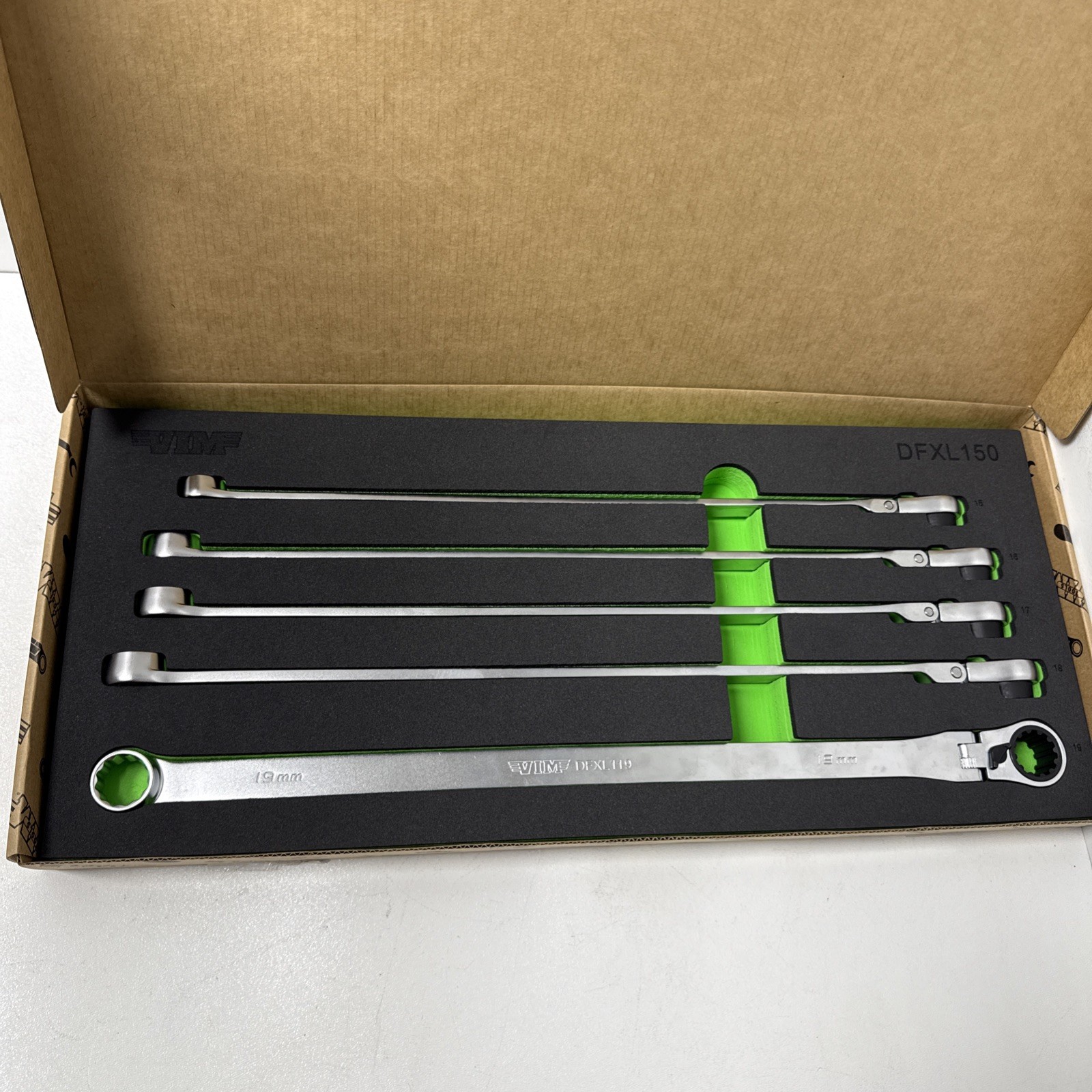 5 PC. DEEP SPLINE RATCHETING FLEX HEAD WRENCH SET (15-19 MM) BRAND NEW
