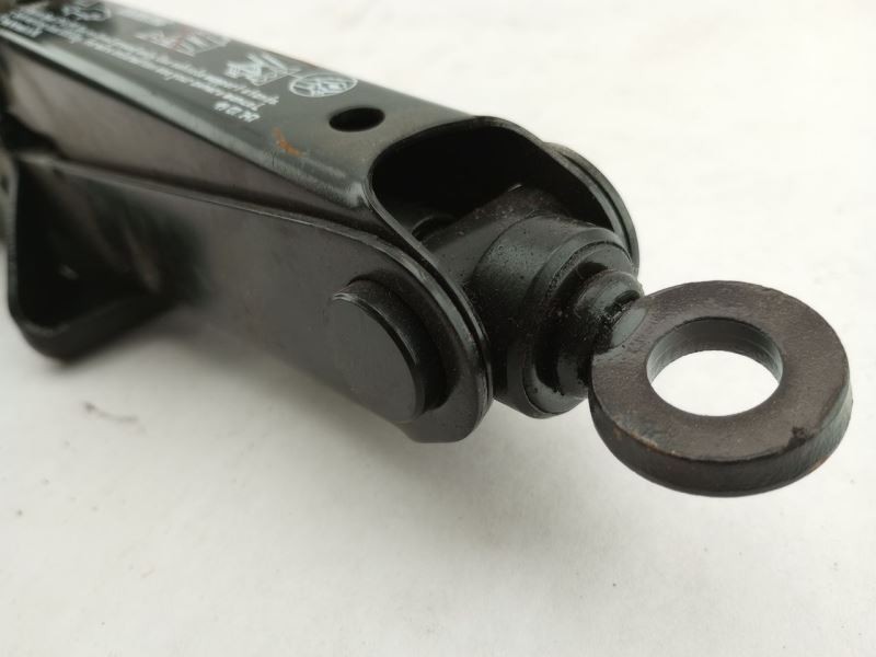 Saab 9-5 Aero Wagon Emergency Roadside Tool Set Fits 2002-2005