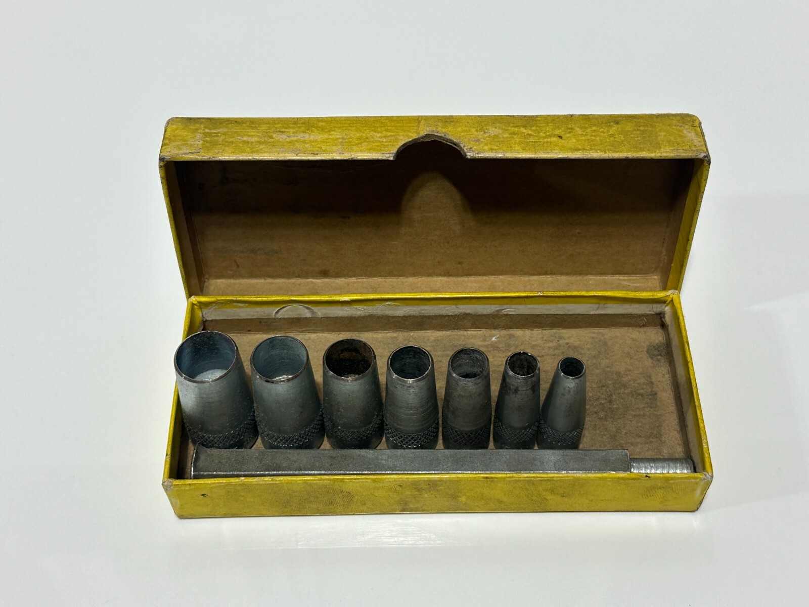 MAC Tools USA 79P 8pc Hollow Punch (Leather Vinyl) Set w/ Original Box