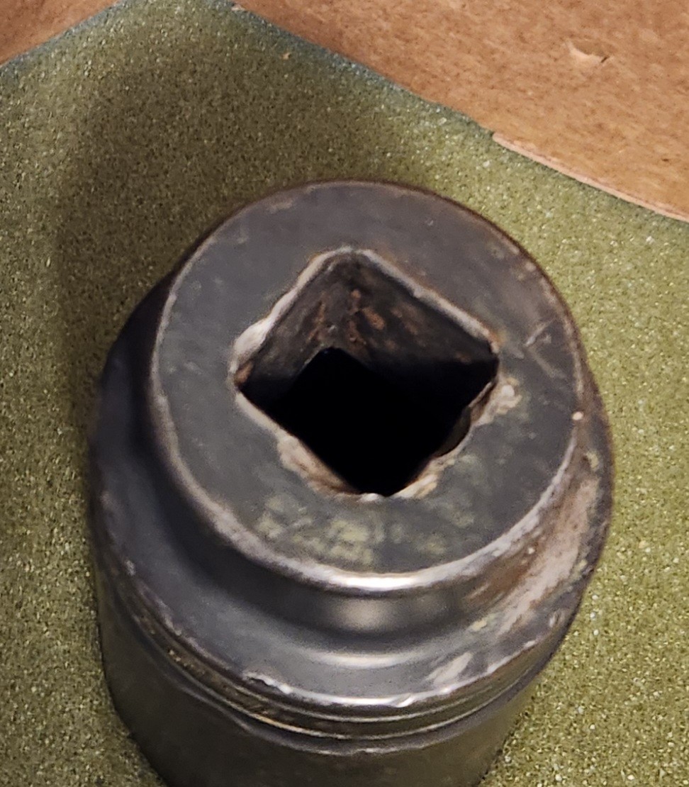 Snap On SIM522, 1-5/8″ Impact Socket, 3/4″ drive, Industrial Finish Lot 3292