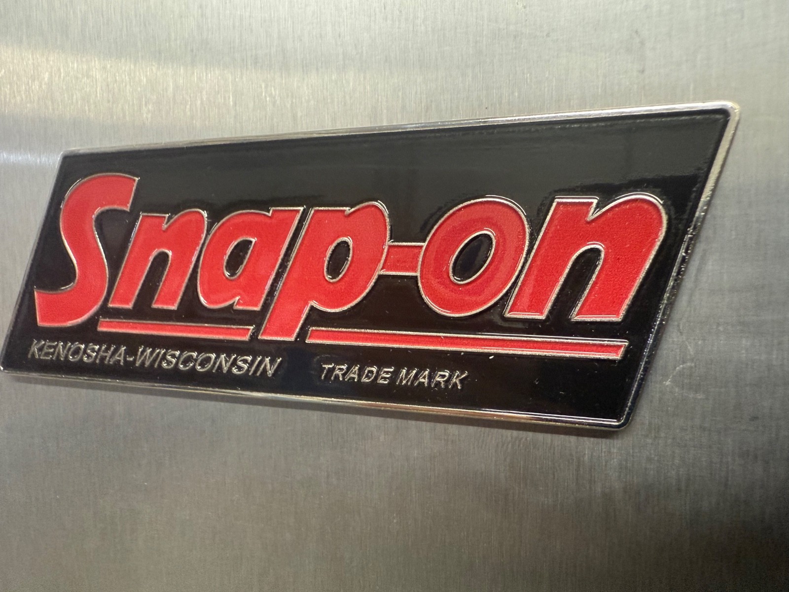 SNAP-ON tools logo badge decal vintage 1.5mm steel nameplate 5” x 2” .Rare.