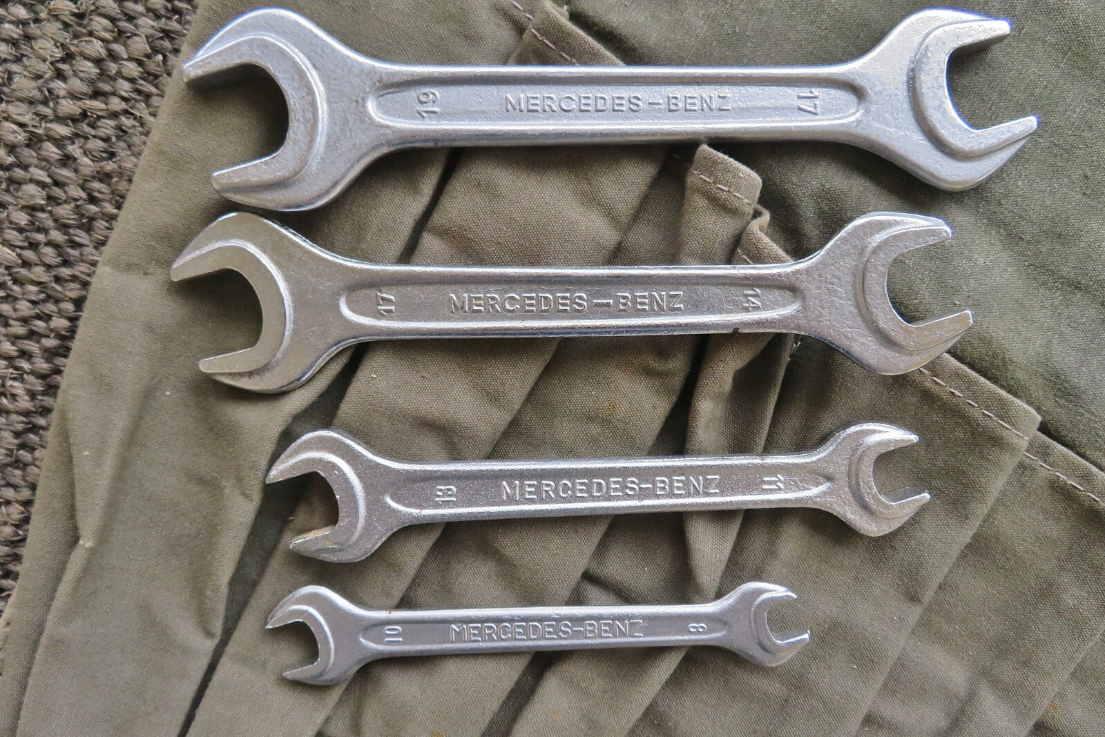 OEM W113 W112 Mercedes Tool Kit Set 230sl 250sl 280sl 100% ORIGINAL, COMPLETE