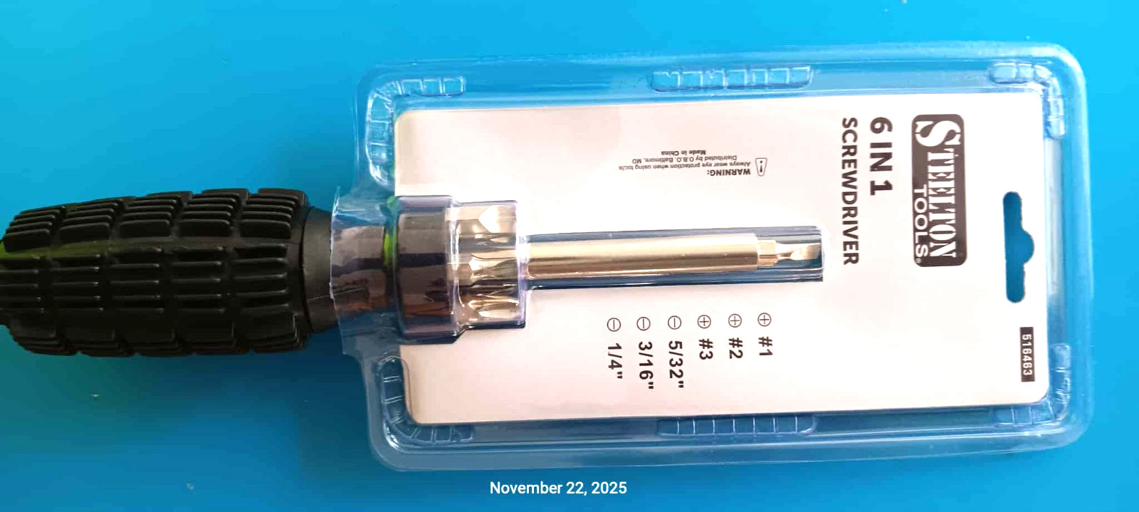 Screwdriver and bit set 6 in One tools