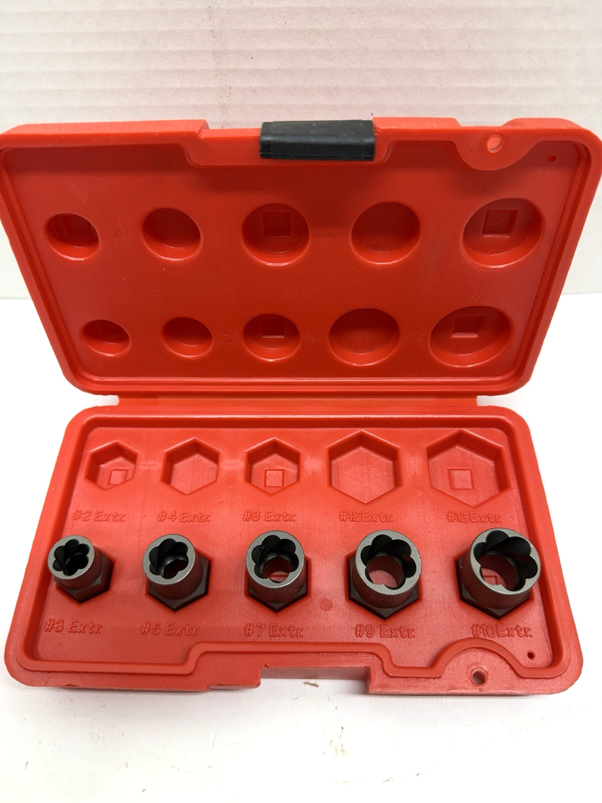 Craftsman 5-Piece Nut & Bolt Extractors Sizes #3-5-7-9-10 in Red Storage Case