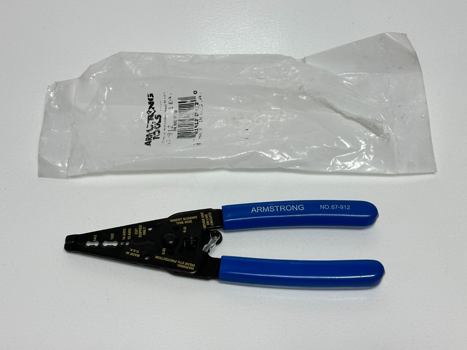 NOS Armstrong Tools USA 67-912 NM Blue Grip Cable Wire Stripper Pliers