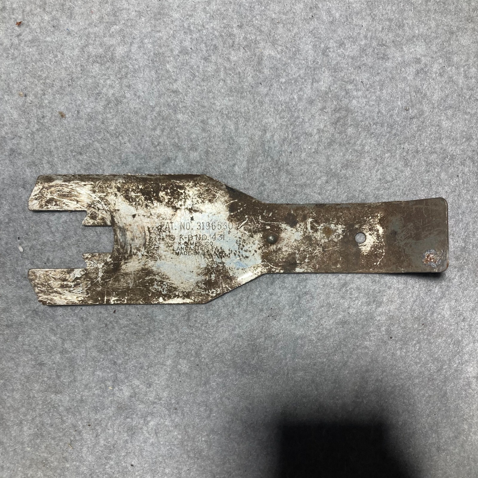 K-D 431 General Motors Door Handle Remover Made in USA PAT NO 3196530