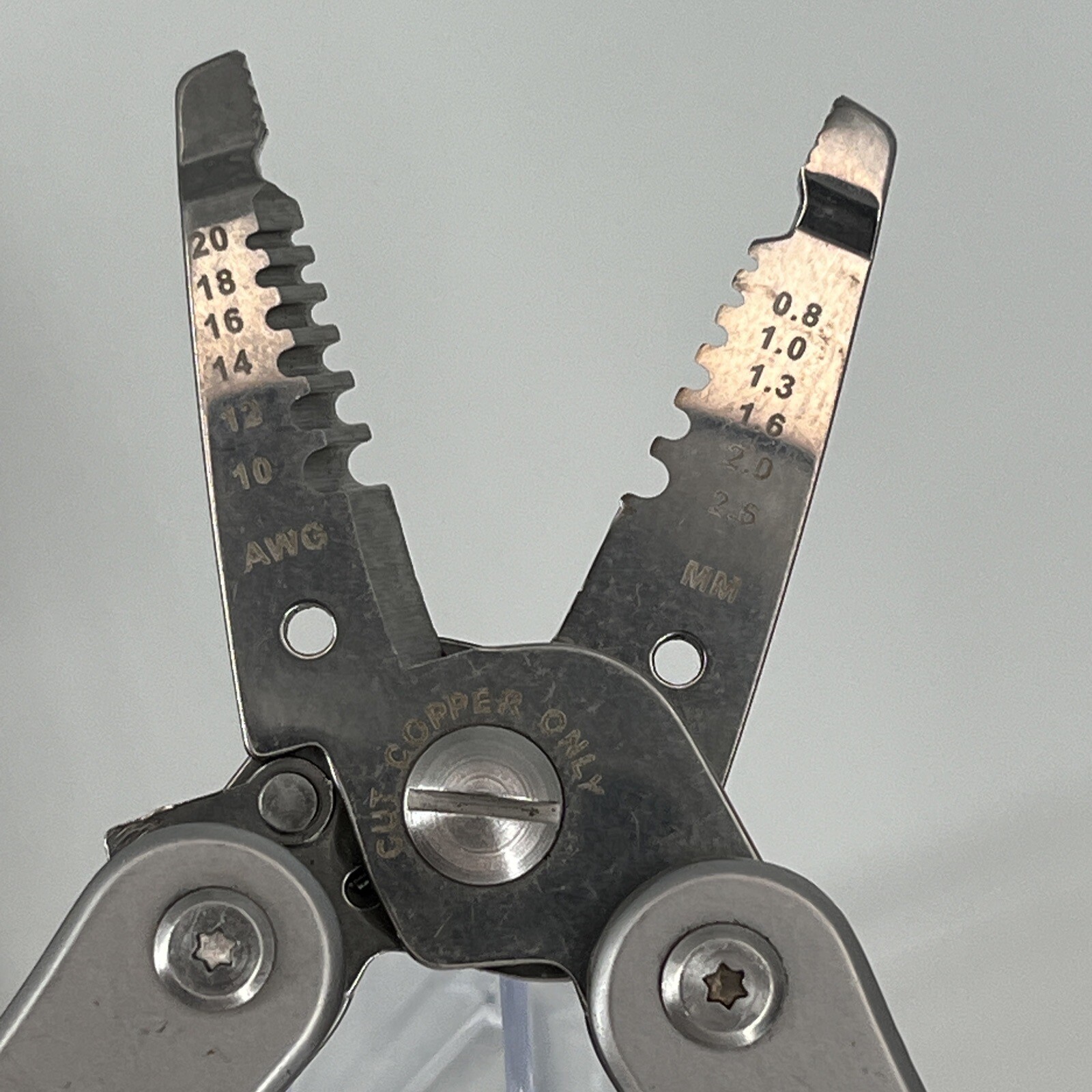 PT Performance Tool Crimping Tool Multi Tool with Wire Crimper/Stripper
