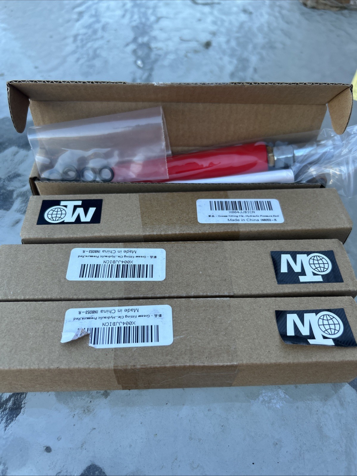 4 New Red Grease Fitting Cleaning Tool, Cleans and Flushes Out Old Dried Grease