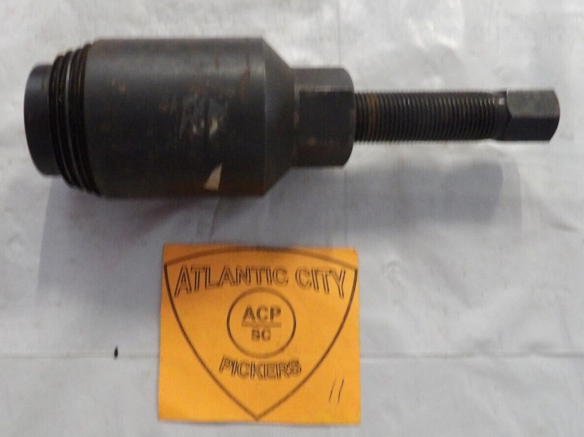 MILLER TOOL 8511 SEAL REMOVER SPECIAL TOOL FOR 3.7L & 4.7L AND MORE