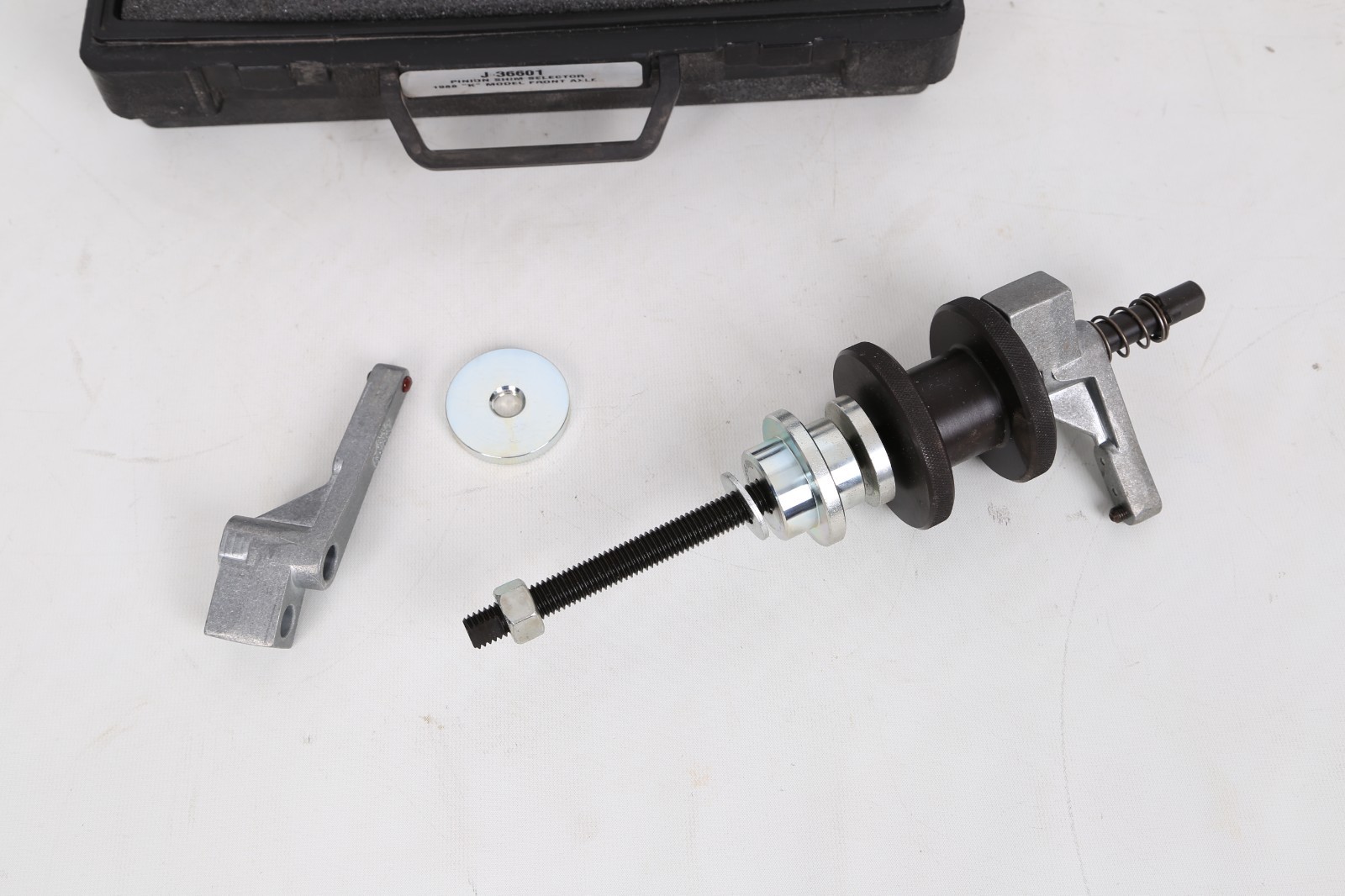Kent-Moore J-36601 Pinion Shim Selector 1988 GM “K” Model Front Axle Tool