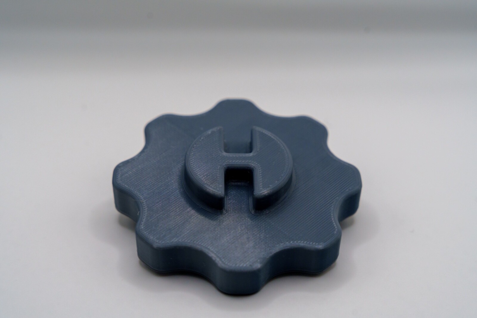 4×4 Manual Locking Hub Tool – AISIN