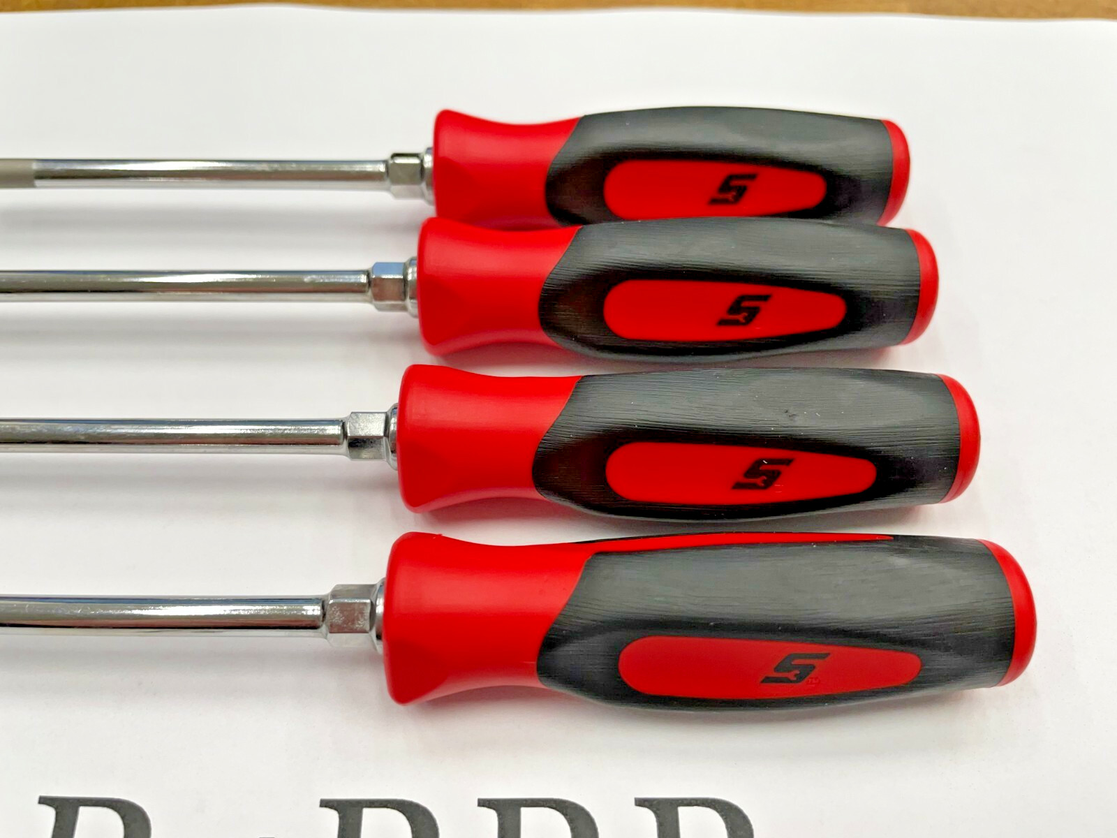 Snap-on Tools USA NEW 4pc RED Mini Soft Grip TORX Screwdriver Set SGTX40BR