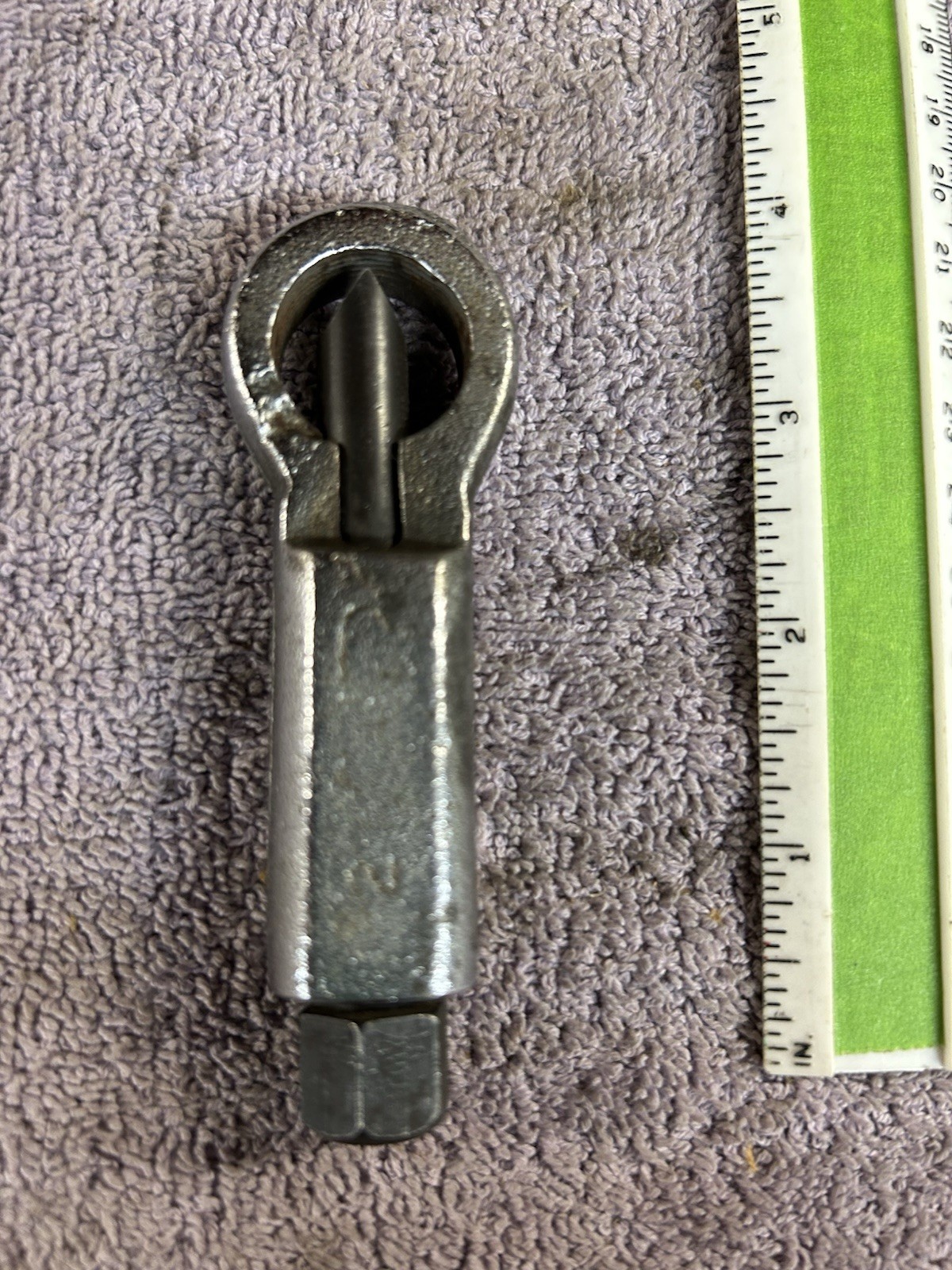 2 pc. Nut Splitter Damaged Rusted Rounded Fastener Tool Hardened Steel Chisel