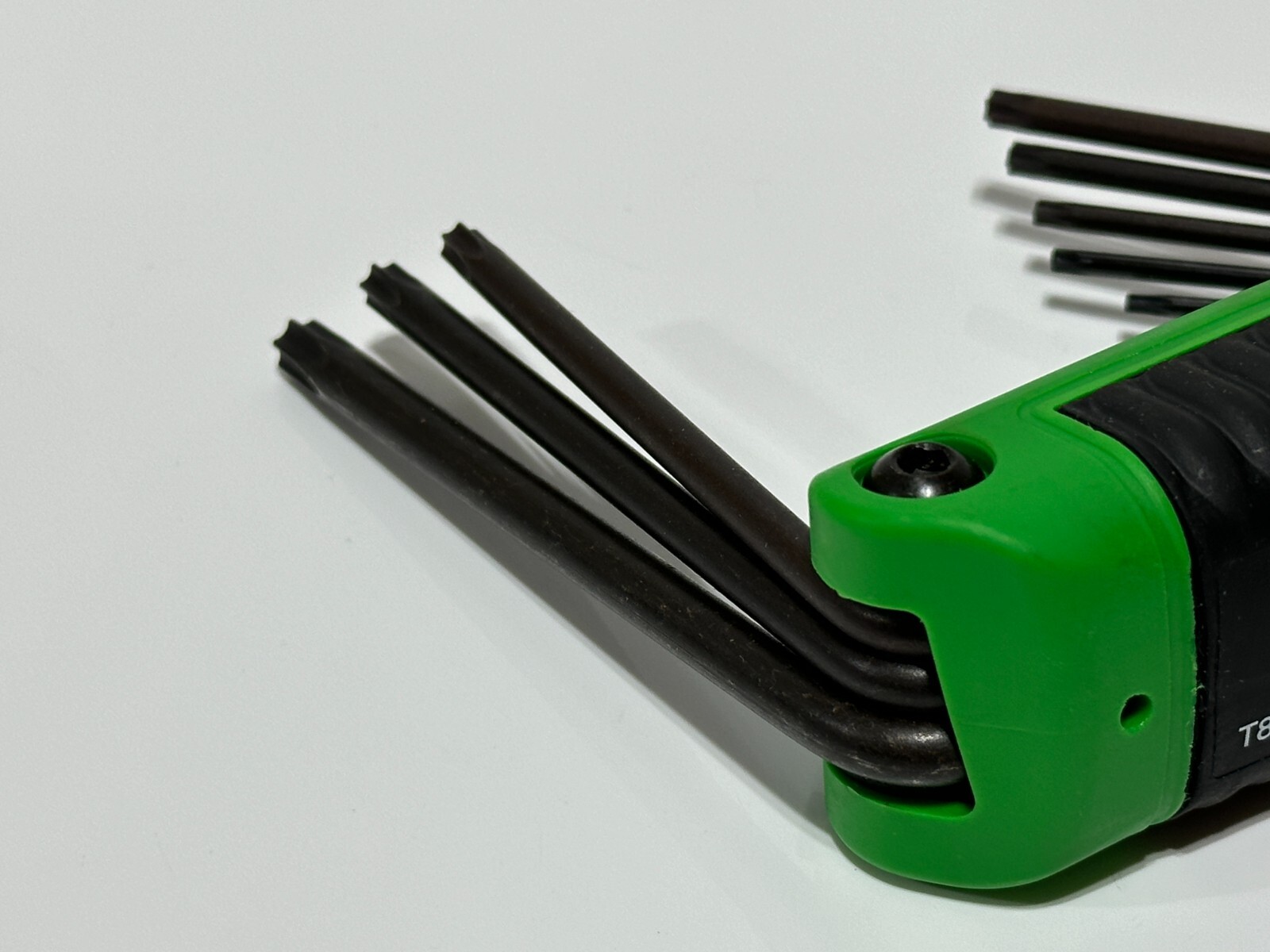MAC Tools USA (NEW) SHKTX8 8pc Torx T8-T40 Fold-Up Hex Key Set Tool – Green Grip