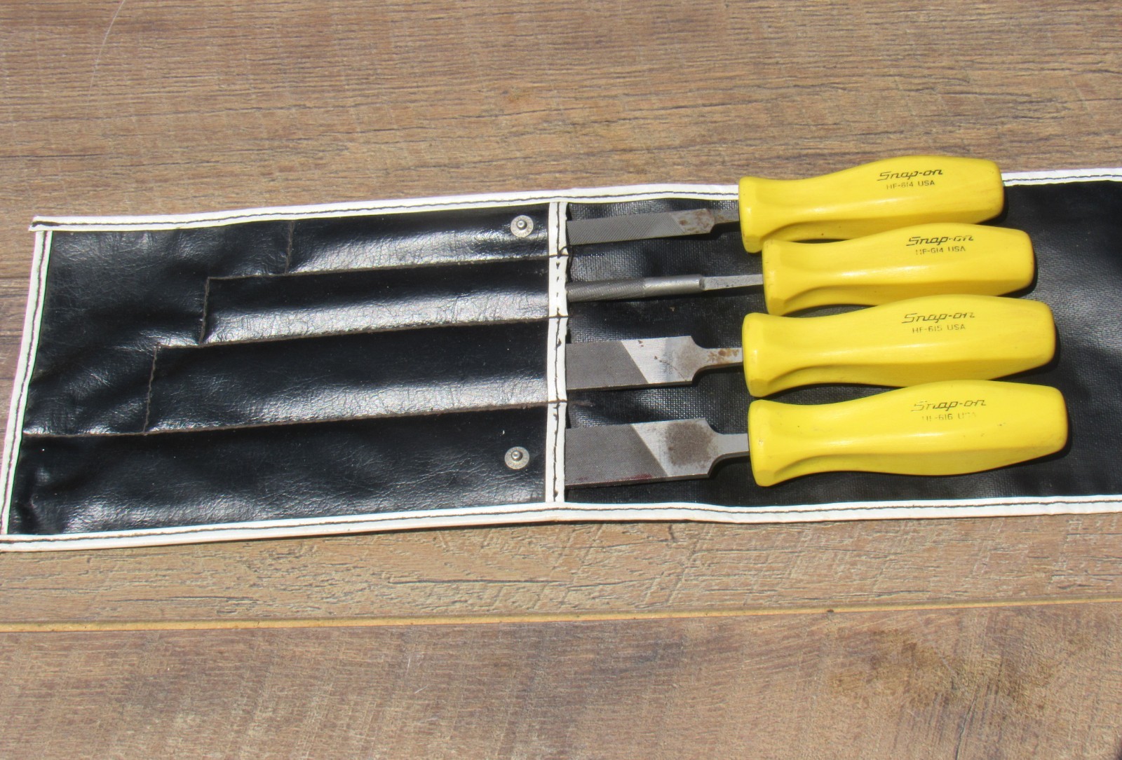 RARE SNAP ON HBF500Y 4PC YELLOW HARD HANDLE FILE SET W KIT BAG HBF500 Y HBF 500