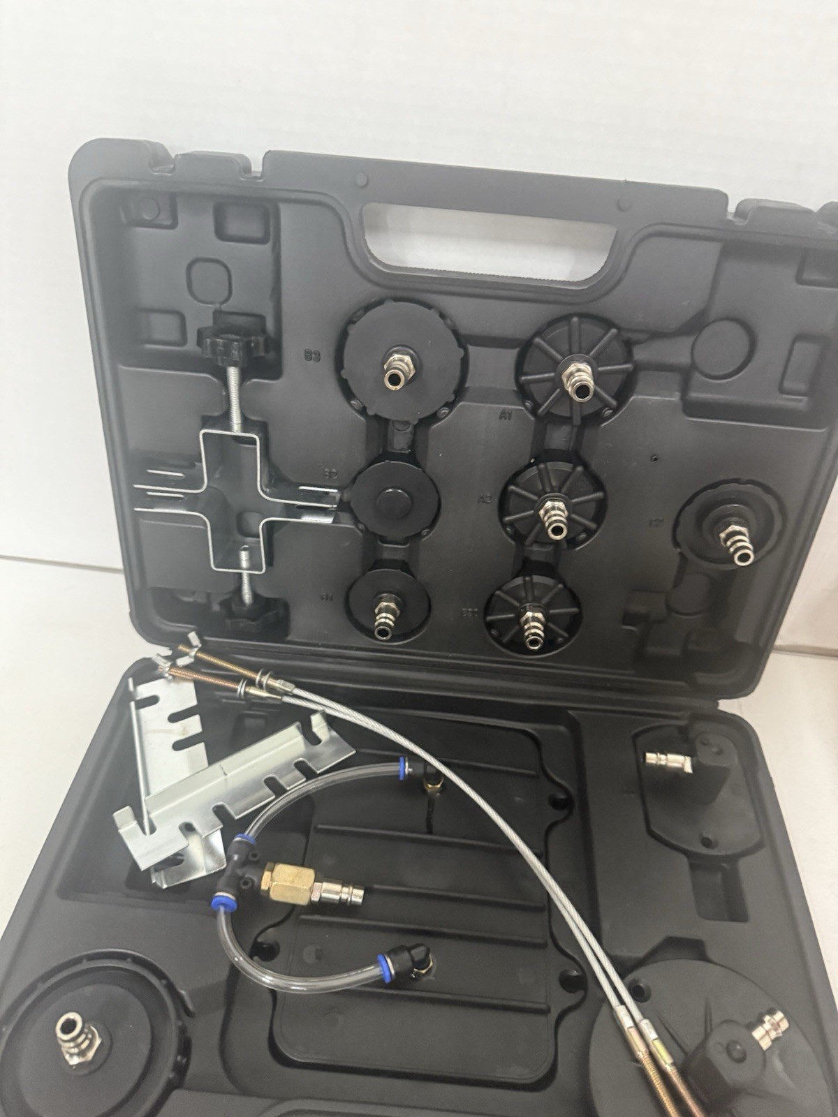 Pneumatic Air Pressure Bleeder Tool Kit Brake Bleeding Garage Workshop Mechanics