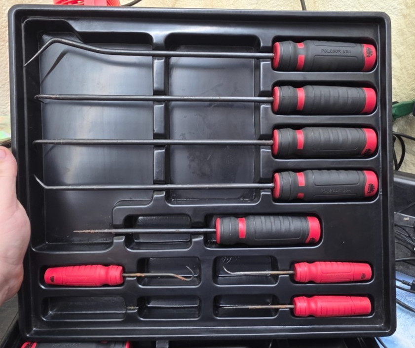 Mac tools – 16 PC. Mac-Grip Pick Set – Red – PS16DR-MISSING 2 PICKS