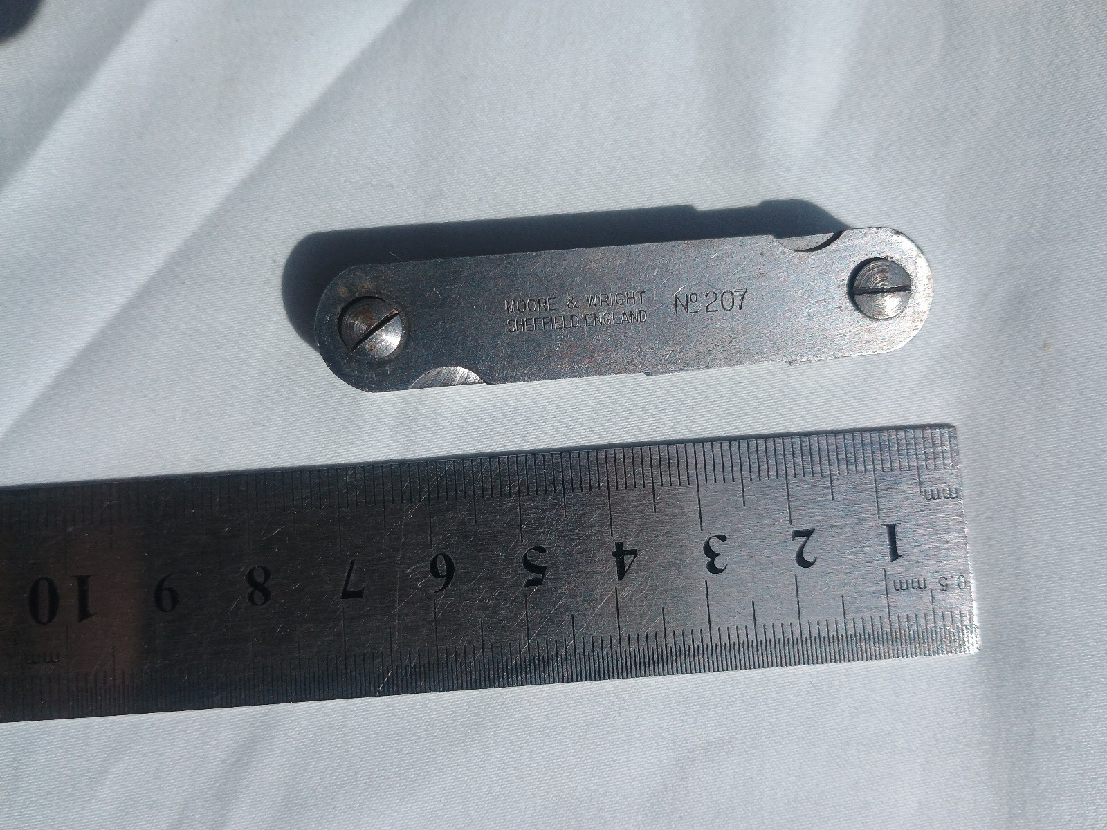 Small Moore & Wright Small Feeler Gauge Engineer Tool Vintage Metal Work Lathe