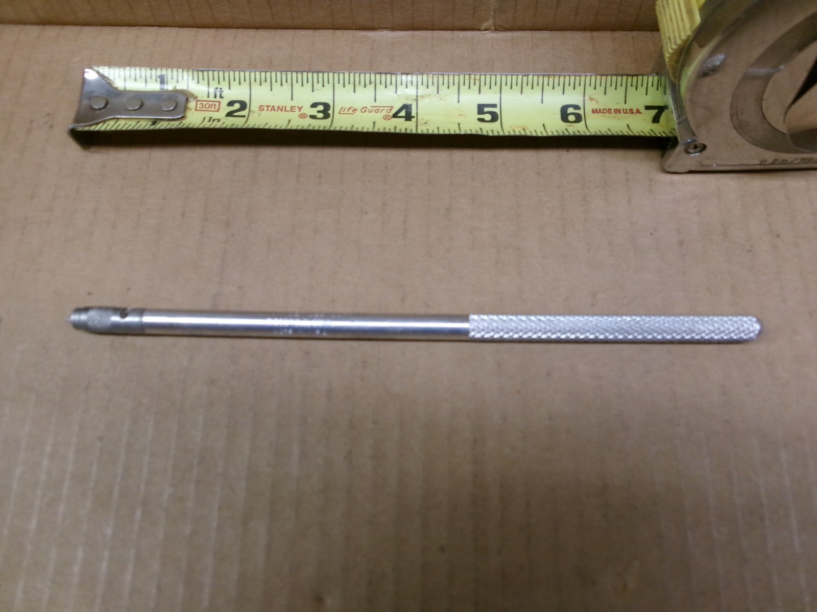Ullman Device Corp USA 7-1/4″ Flat Blade Screw Starter No H-24