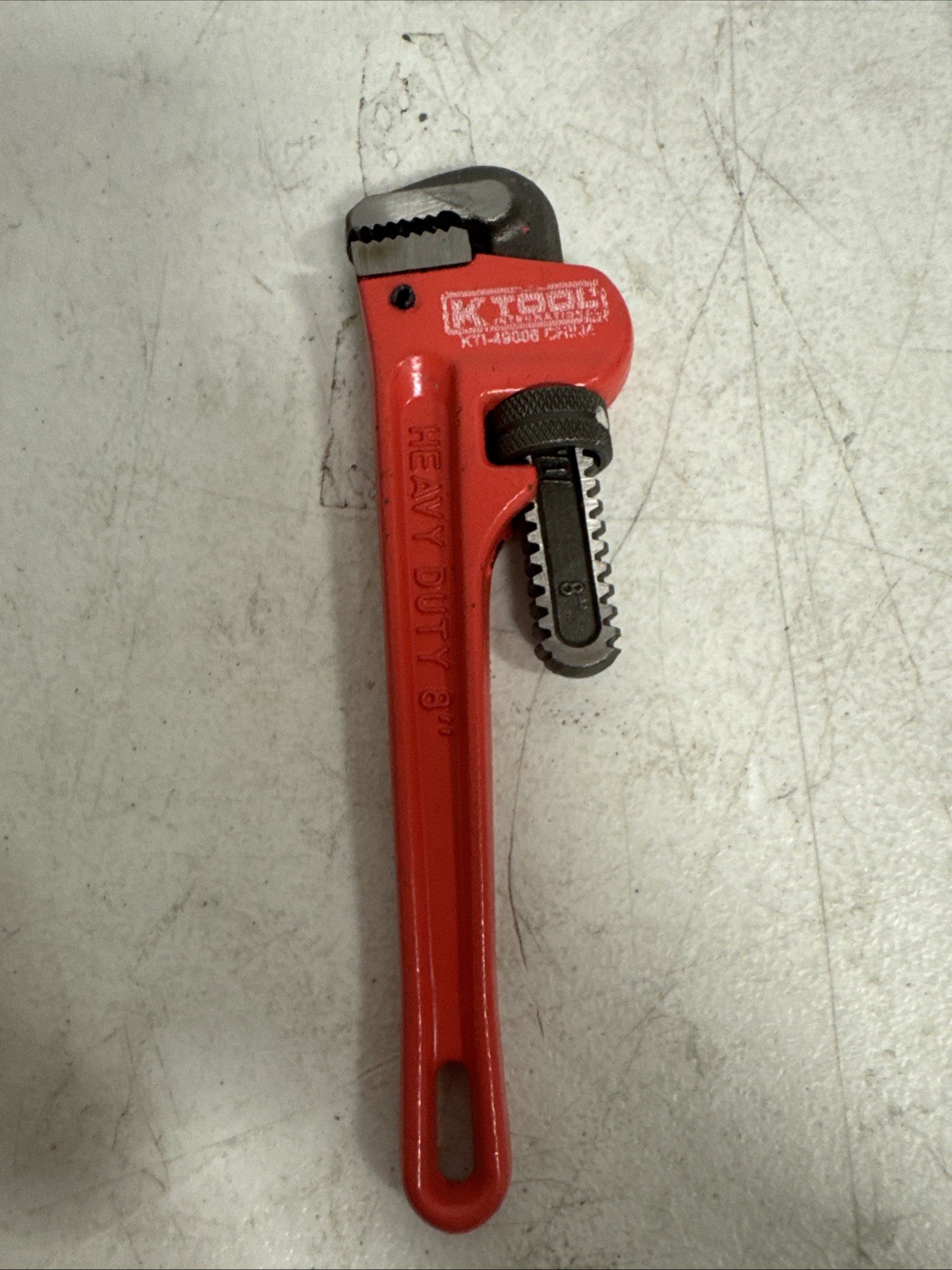 K-Tool 49008 8″ Pipe Wrench with 1-1/2″ Jaw Capacity (EA)