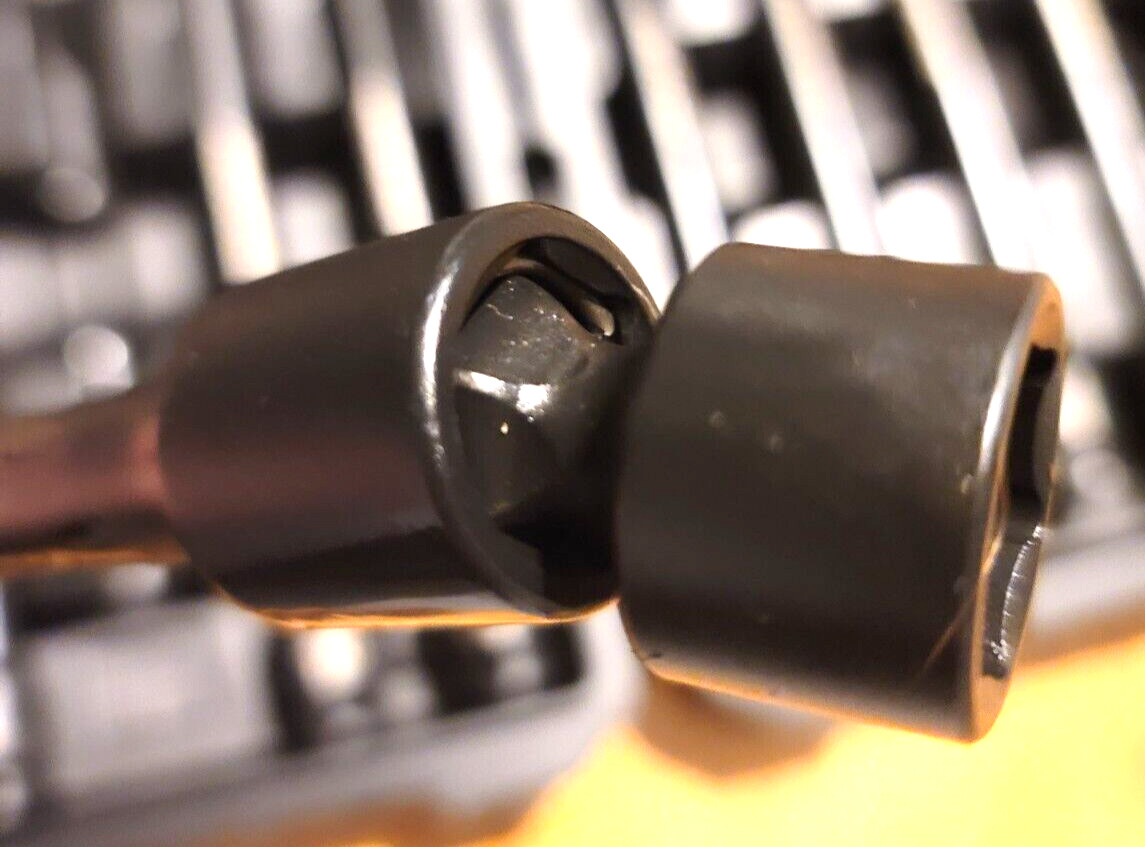 Astro 3/8″ dr Metric 9″ Long Pinless Universal Impact Extension Socket Set 78354