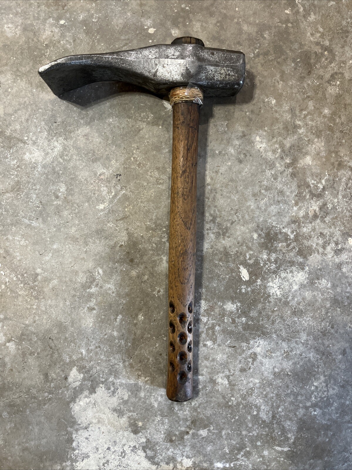 VINTAGE KEN TOOL T-11D BEAD BREAKING WEDGE DUCK BILL