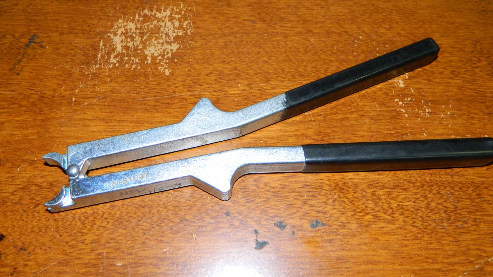Kent-Moore EN-51097 Injector Retaining Clip Replacer Tool