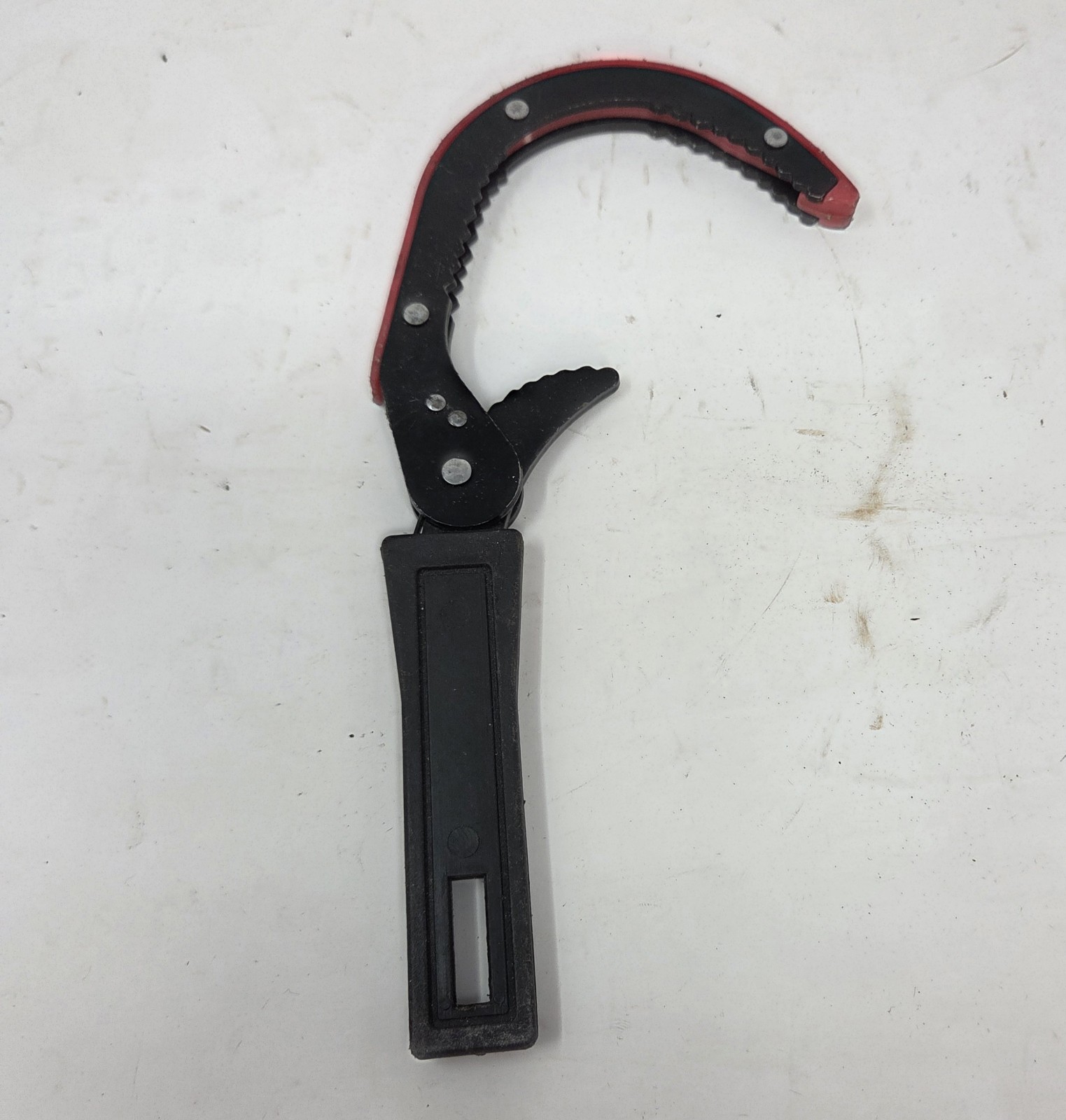 Performance Tool Self-Adjusting Oil Filter Wrench Pliers PM China